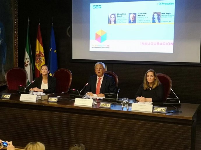 La directora del IAM en el foro sobre emprendimiento 'Perspectiva' 