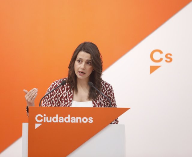 Inés Arrimadas ofrece una rueda de prensa tras la reunión del Comité Ejecutivo 