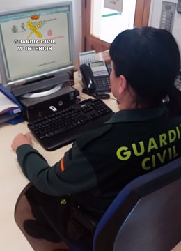 Agente Guardia Civil delenta ordenador estafa