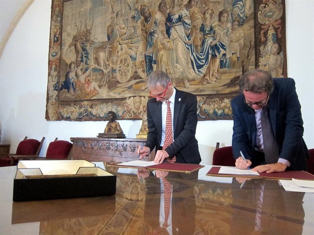 Acto de depósito de los dibujos de Unamuno en Salamanca