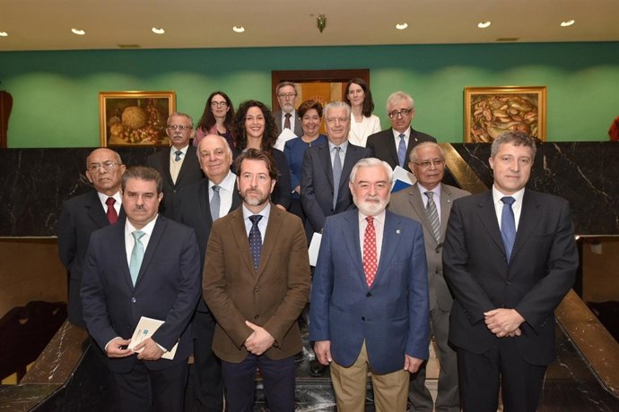 [Grupocanarias] Nota De Prensa Y Fotografía: Academias Lengua Reunión