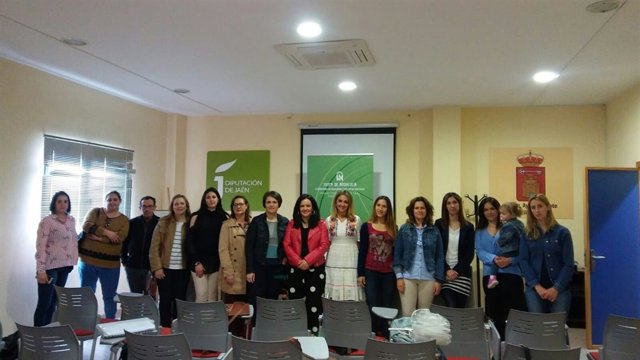 Encuentro sobre las ayudas de la Junta en materia de voluntariado.