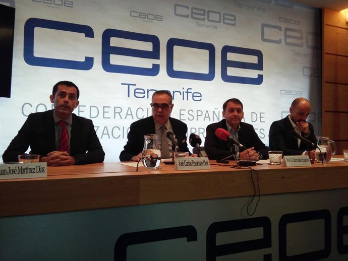 José Carlos Francisco y José Manuel Bermúdez en rueda de prensa