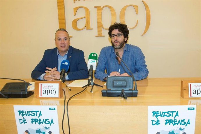 Presentación del programa 'Revista de prensa' en Cádiz