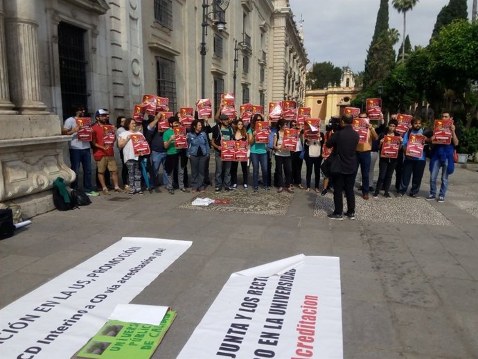 Huelga de docentes en precario en la US