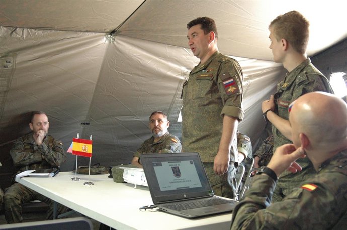 Inspección de expertos rusos a las instalaciones militares españolas