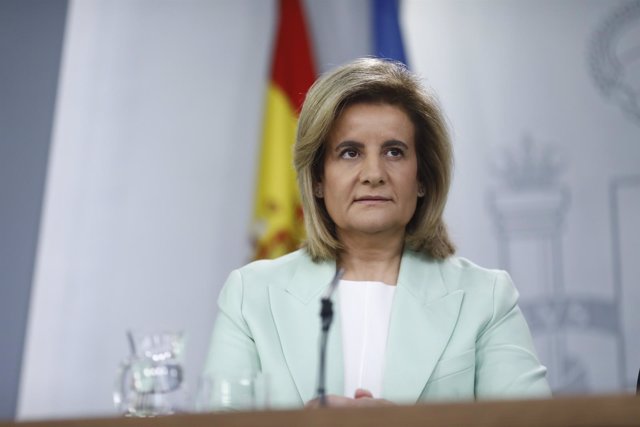 Rueda de prensa de la ministra de Empleo, Fátima Báñez