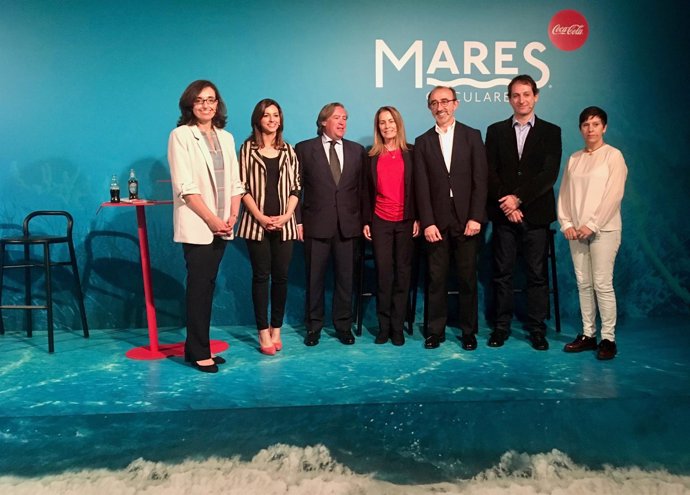 Coca-Cola limpiará el 100% de las reservas marinas de España con 'Mares Circular