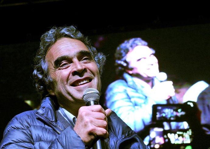 El candidato presidencial colombiano Sergio Fajardo