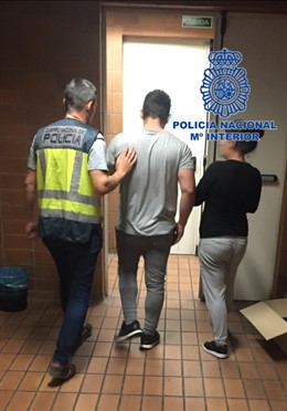 Nota De Prensa: "La Policía Nacional Detiene A Los Autores De Asaltar Un Domicil