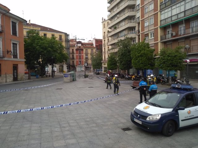 Intervención de los Bomberos en la plaza de Portugalete