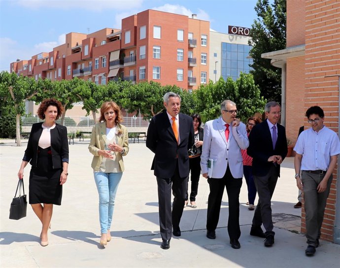 De la Cierva visita el Centro de Día Astrapace