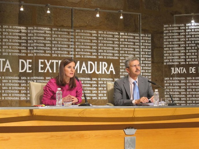 La portavoz de la Junta, Isabel Gil Rosiña                    