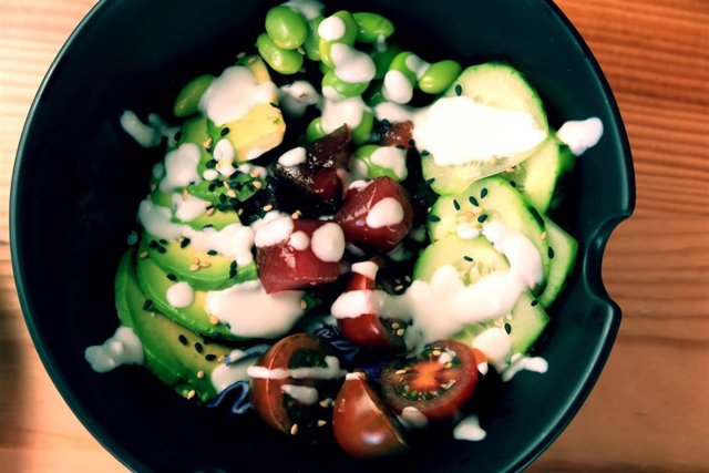 Abre en Valencia el primer restaurante hawaiano