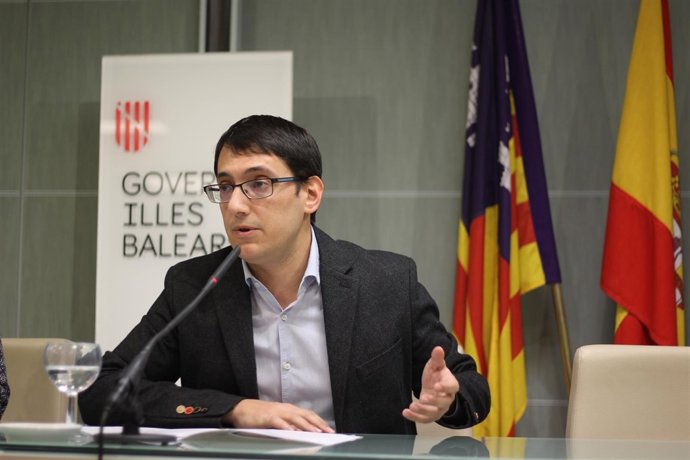 El conseller Iago Negueruela