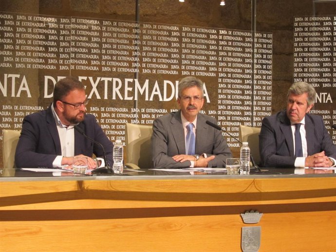 Consejero de Economía e Infraestructuras, José Luis Navarro