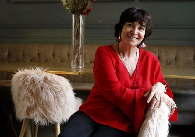 Rosa Montero presenta su nuevo libro, Nosotras. Historias de mujeres y algo más