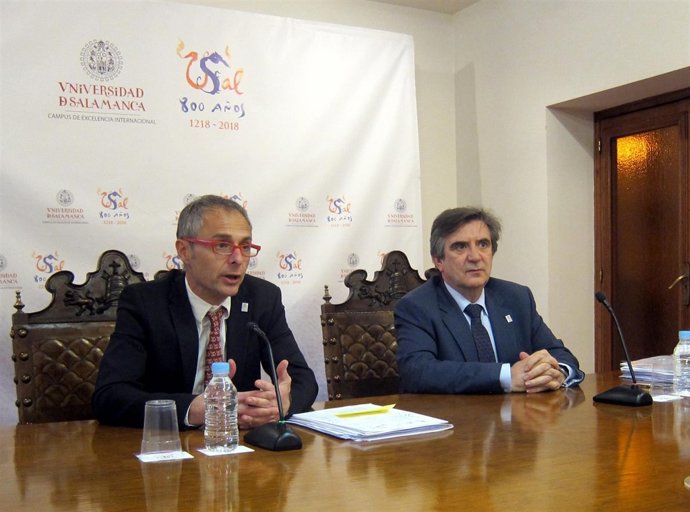       Ricardo Rivero (I) Durante La Rueda De Prensa 29-5-2018              