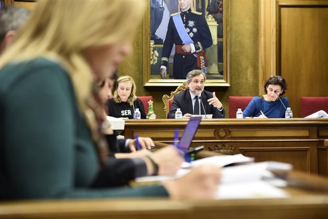 Escobar preside el Consejo Provincial de la Mujer