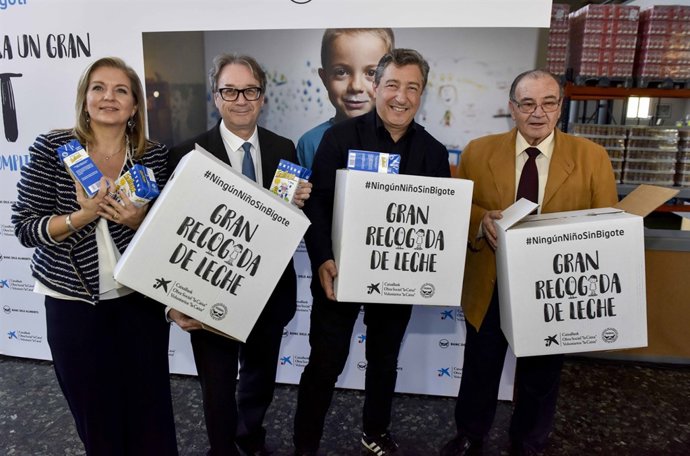Imagen de la presentación de la campaña de la 'Gran recogida de leche'