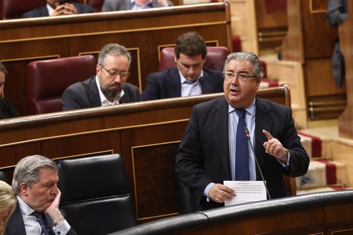 Zoido en la sesión de control al Congreso en el Congreso