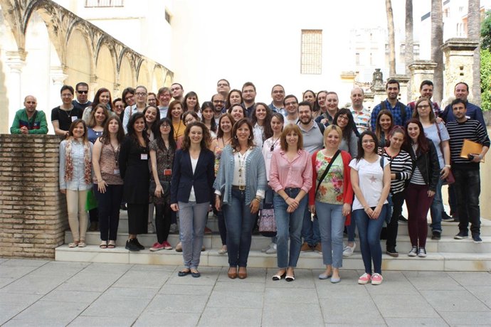 Participantes en el encuentro Lanzaderas de Empleo