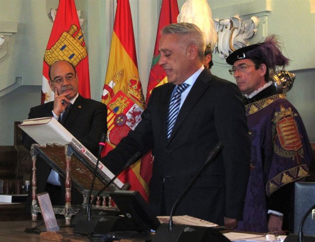 El concejal Jesús Presencio en la jura de su cargo de concejal