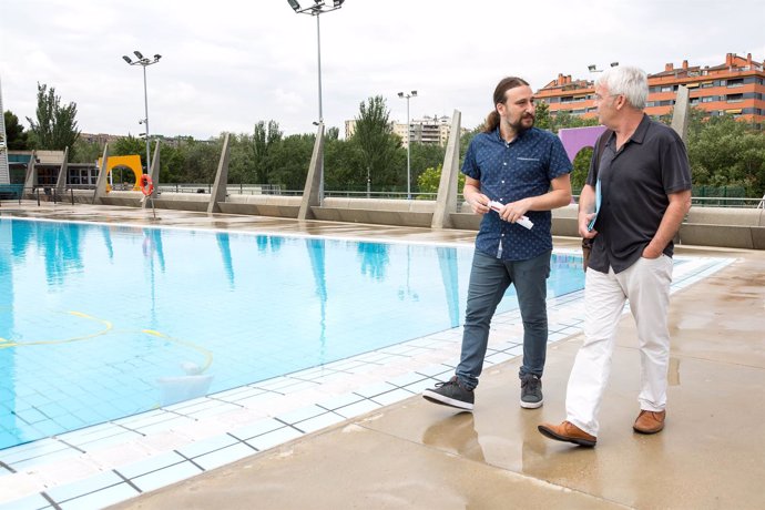 Híjar en una piscina municipal