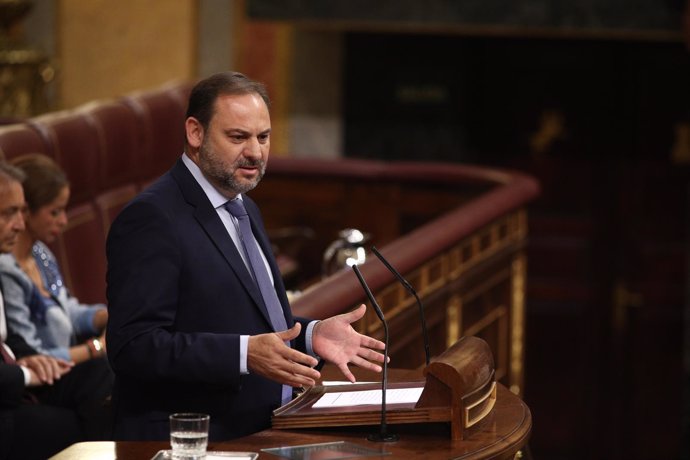 José Luis Ábalos durante la moción de censura contra Rajoy