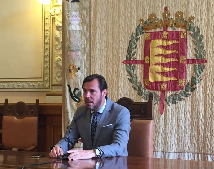 El portavoz de la Ejecutiva Federal del PSOE, Óscar Puente