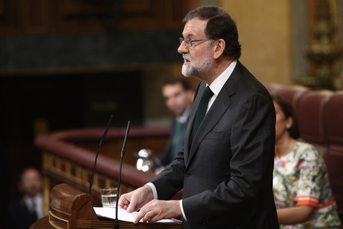 Rajoy s'acomiada en la seva última intervenció abans de votar-se la moció