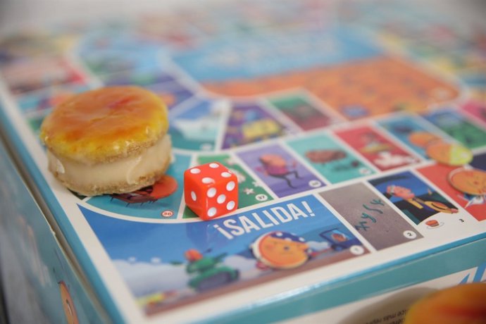 Tortas locas promocionan la provincia en su nuevo envase del juego de la oca