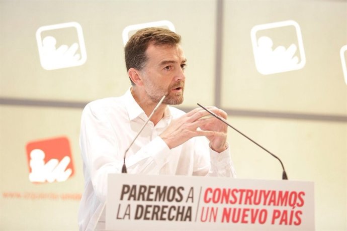 El coordinador general de IU Andalucía, Antonio Maíllo
