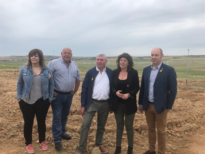 La consellera d'Agricultura, Teresa Jordà, visita el Canal Algerri-Balaguer