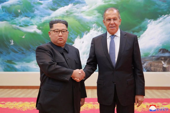 Kim Jong Un y Sergei Lavrov