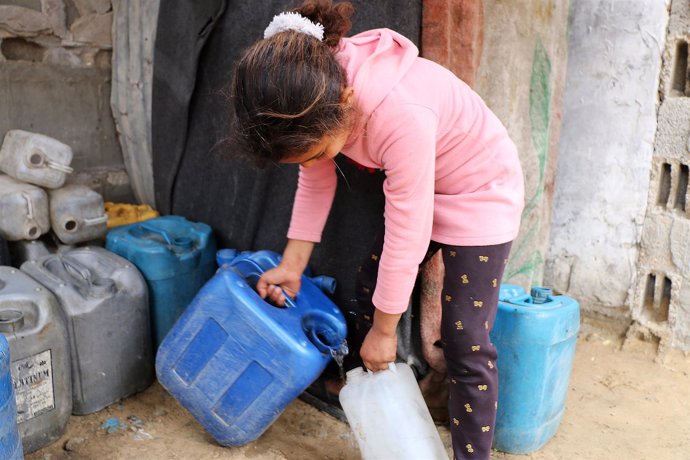 Niña en la Franja de Gaza