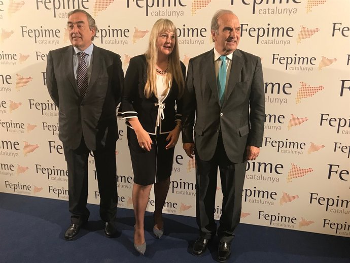 Rosell (Ceoe), de Felipe (Fepime) i  Gay de Montellà (Foment del Treball)