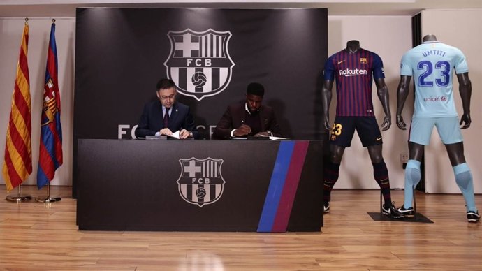 Bartomeu y Umtiti firman la renovación