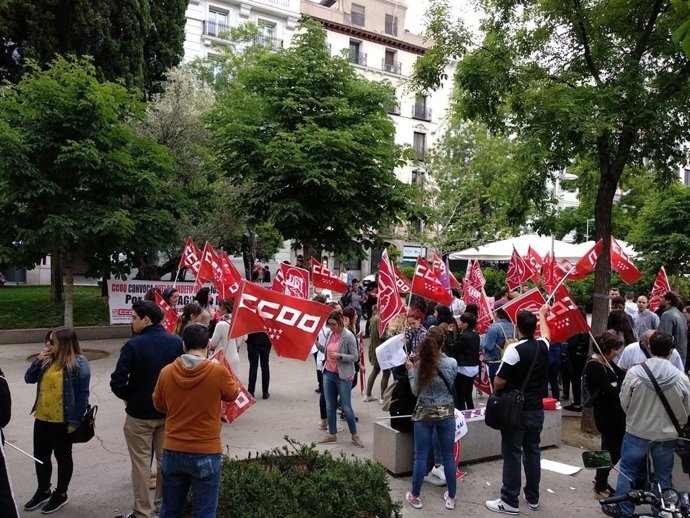 Huelga indefinida Idental