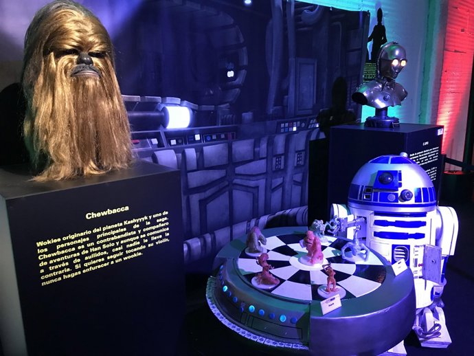 Algunas de las piezas de la exposición 'Expo-Wars' de La Rambleta de València