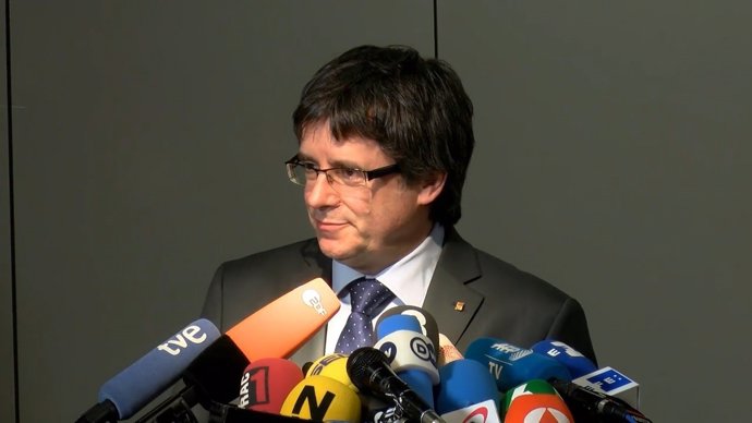 Carles Puigdemont reunido en Berlín con Quim Torra