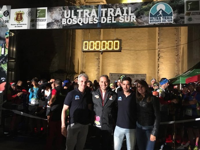 Salida de la Ultra Trail Bosques del Sur