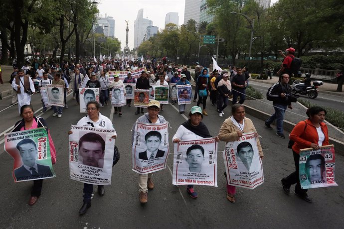 Imagen de archivo de una manifestación por los 43 estudiantes de Ayotzinapa 
