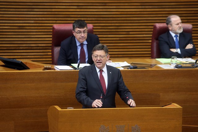 El presidente de la Generalitat Valenciana, Ximo Puig, en la sesión de control