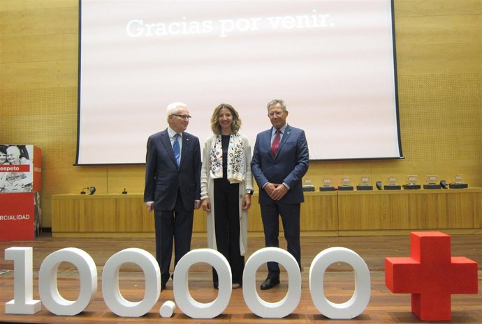 Acto de celebración de Cruz Roja tras alcanzar 100.000 socios en CyL