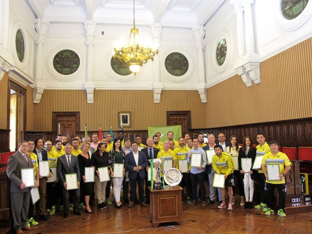 Recepción al Jaén Paraíso Interior Fútbol Sala en la Diputación.