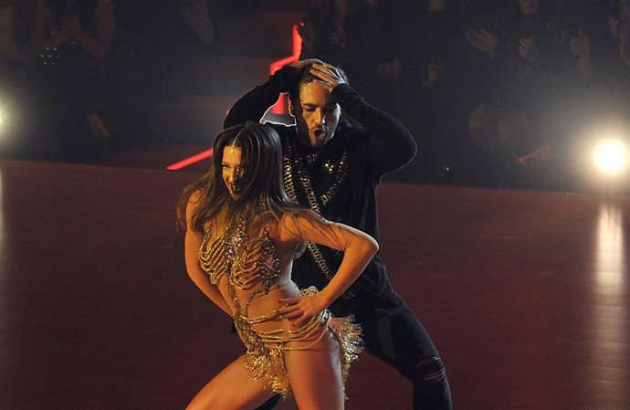 Bustamante y Yana Olina y su gran juego en Bailando con las Estrellas