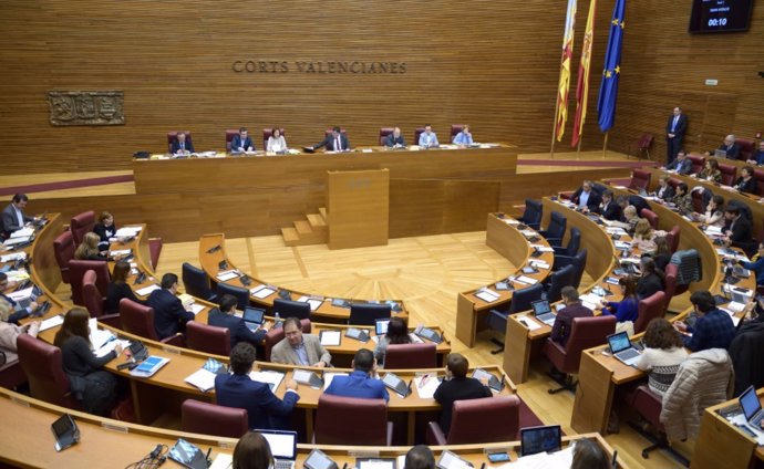 Pleno de les Corts Valencianes en imagen de archivo