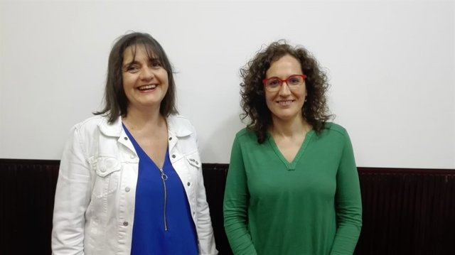 Nuria López (dcha.) junto a la secretaria provincial de CCOO-Córdoba