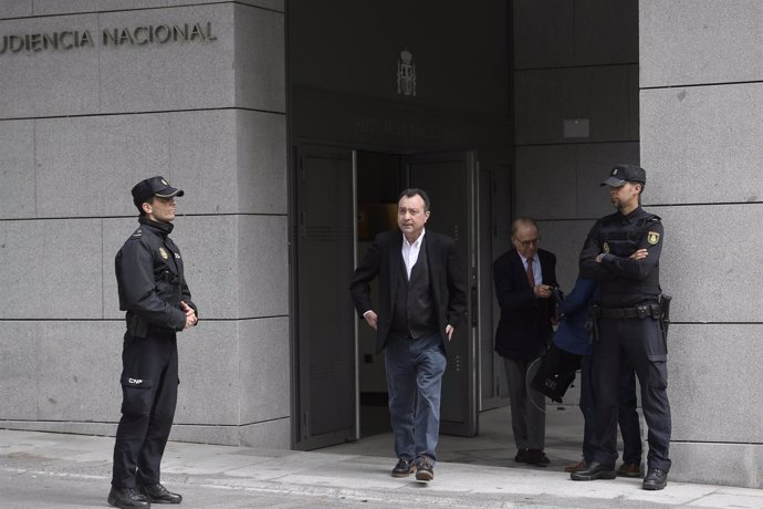 Manuel Cobo sale de la Audiencia Nacional tras declarar por la compra de Inassa
